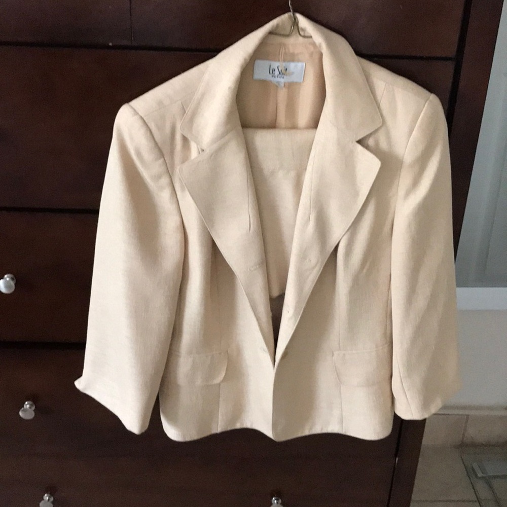 Suit